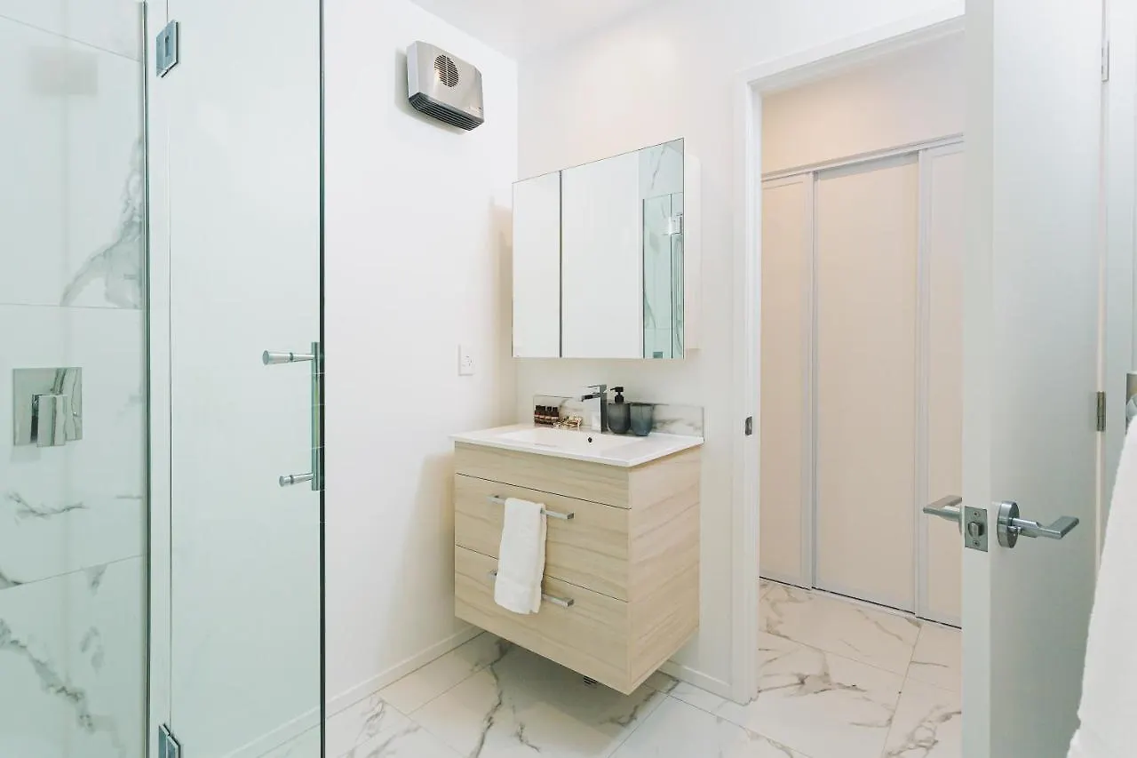 1 Bed Central City Deluxe W/Carpark Christchurch