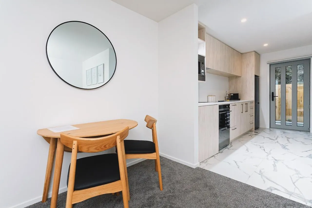 1 Bed Central City Deluxe W/Carpark Christchurch Apartment